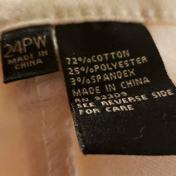 DG2 by Diane Gilman Crop Jeans Eggshell Petite 24W - Picture 7 of 8